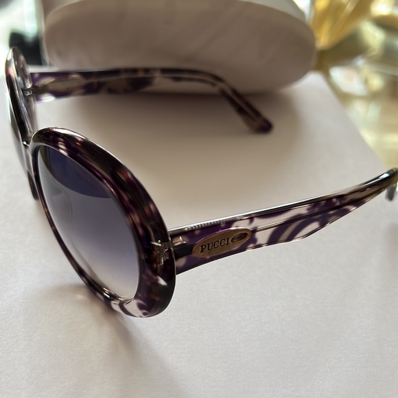 Emilio Pucci Sunglasses - Picture 6 of 16